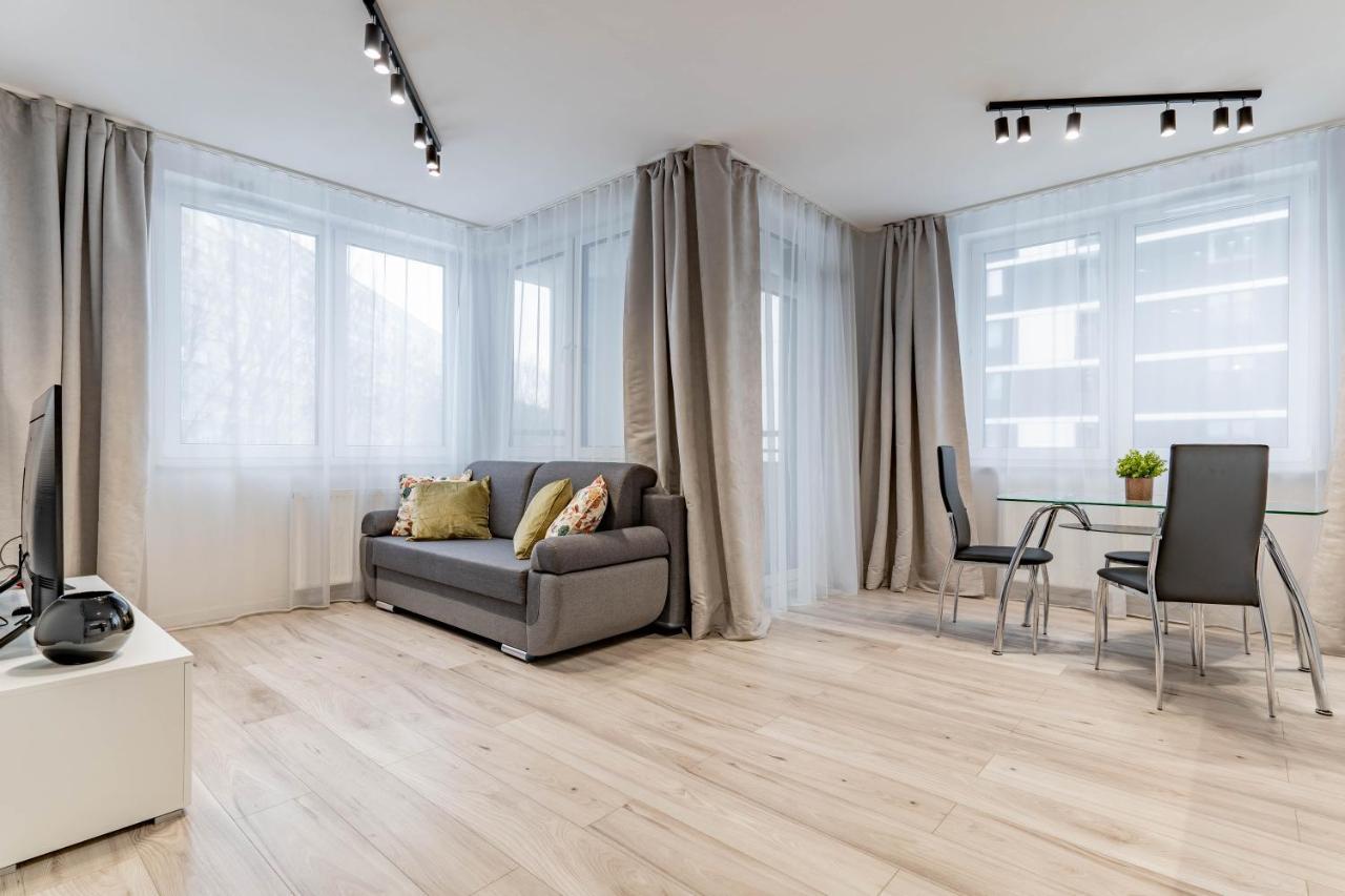 Wrocapartments Starcenter - Parking Free Breslavia Exterior foto